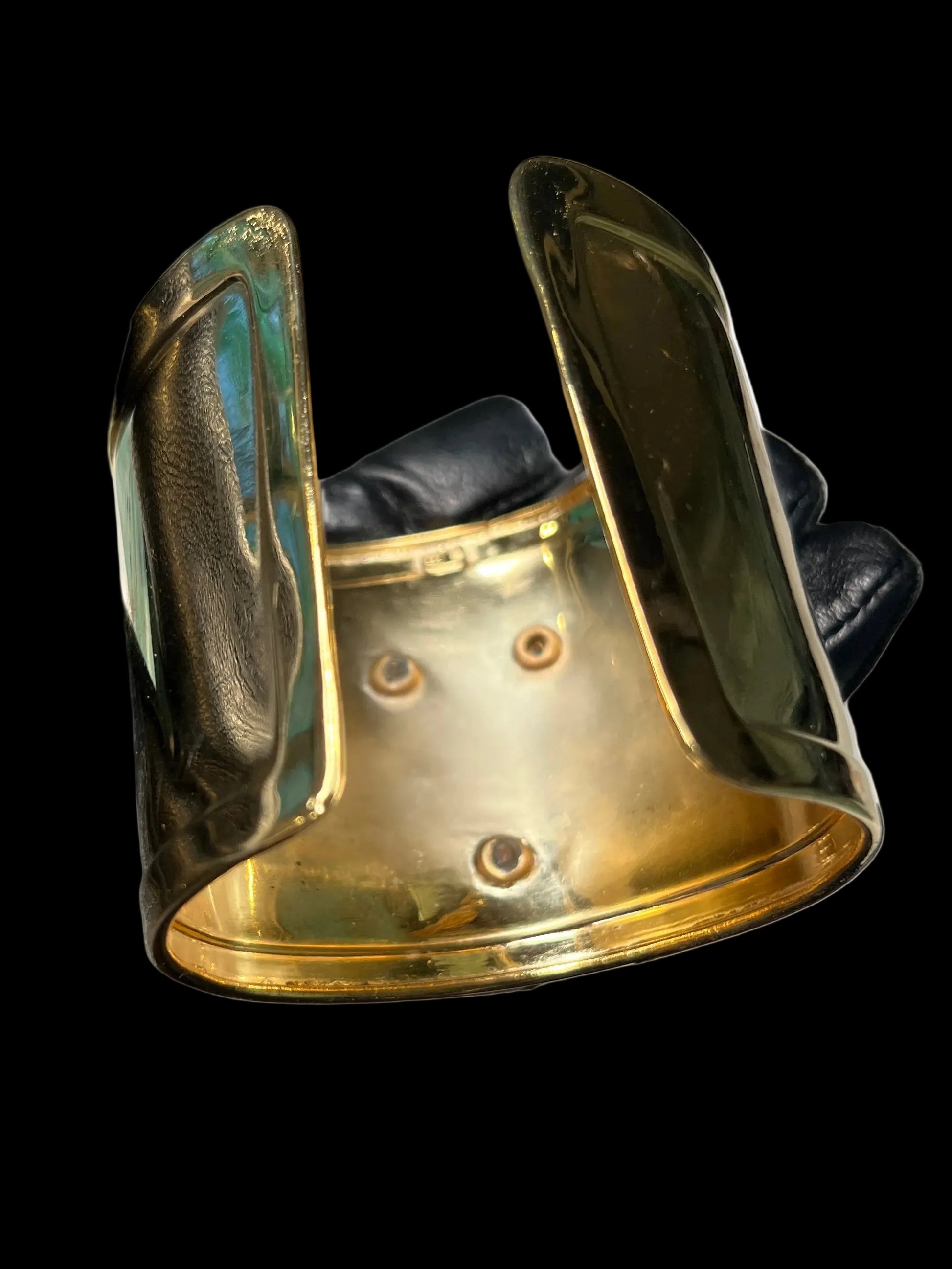 Wonder Cuff
